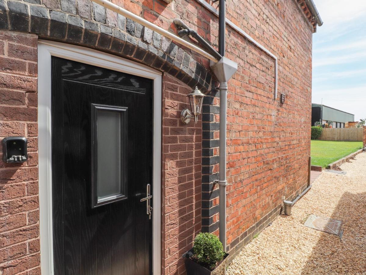 Hill Farm Villa Nantwich Exterior photo